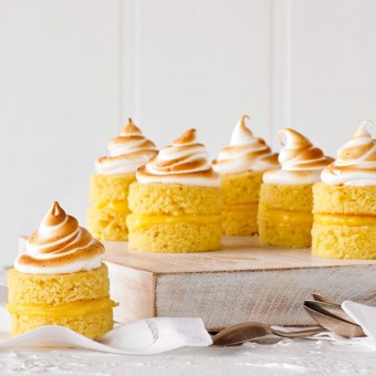 Lemon meringue cake recipe
