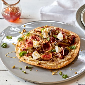 Fig, Ricotta Honey and Pistachio Sweet Pizza