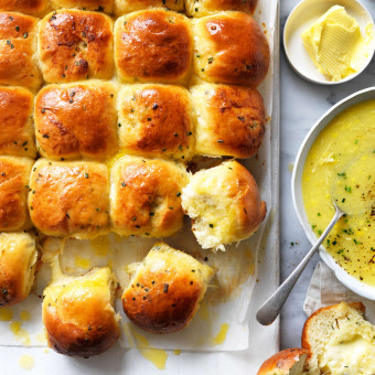 Garlic, Herb and Cheese Pull-Apart recipe from scratch
