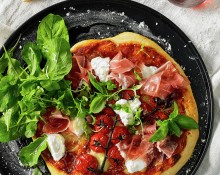 Goats Cheese and Prosciutto Pizza