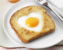 Breakfast-in-Bed Egg Toast