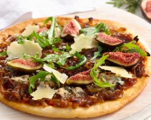 Caramelised Onion, Fig & Gorgonzola Pizza