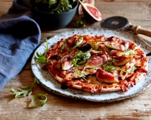 Prosciutto, Fig and Balsamic Glaze Pizza