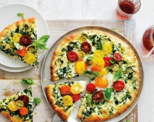 Spinach, Tomato & Egg Pizzas