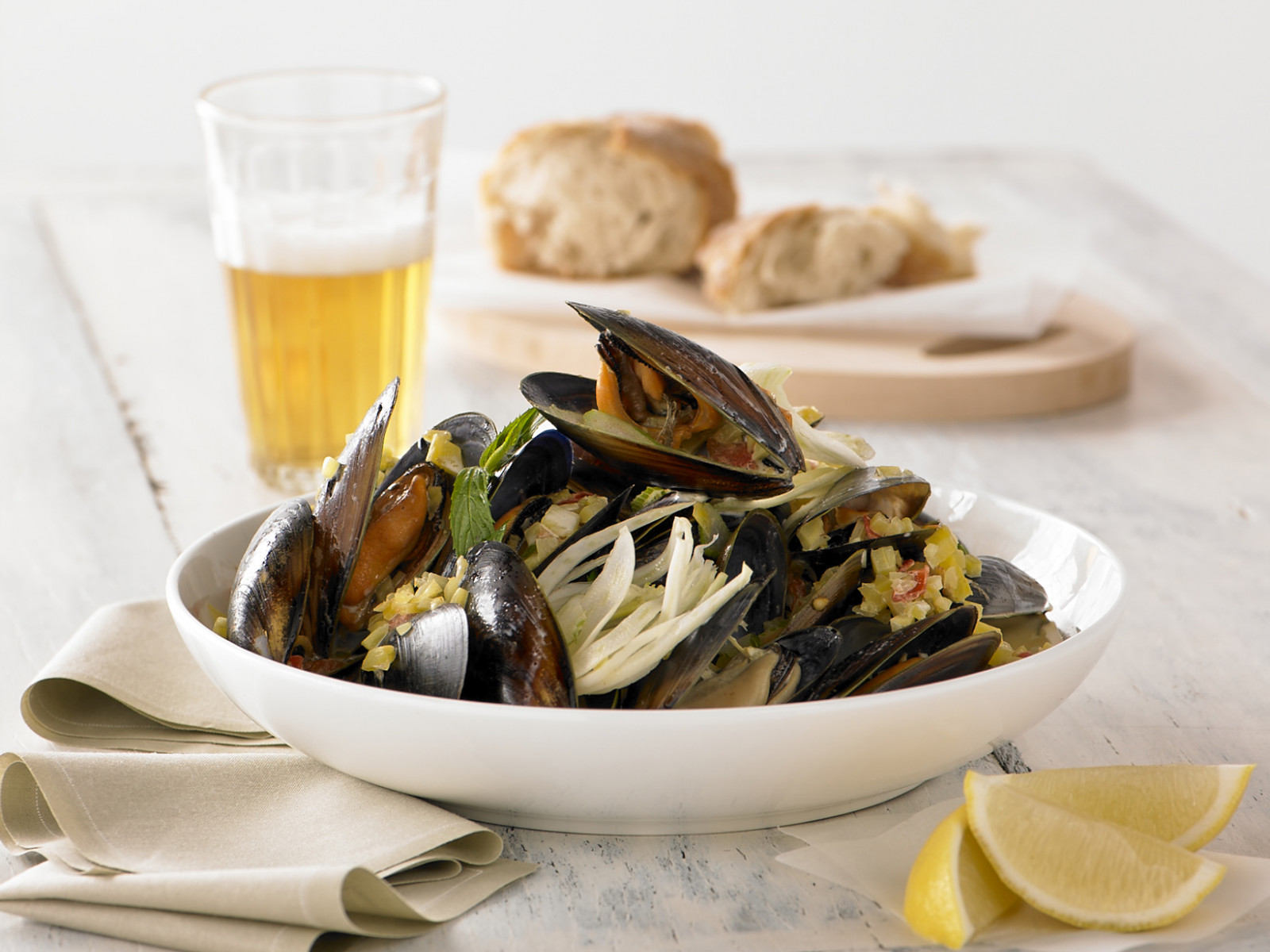 Mussels With Fennel And Creamy White Wine Sauce image