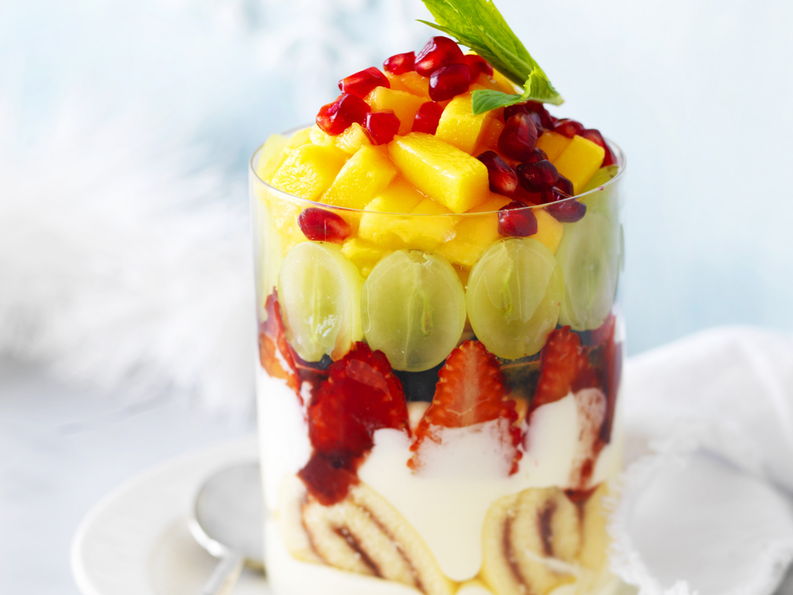 How to Make Summer Fruit Trifles