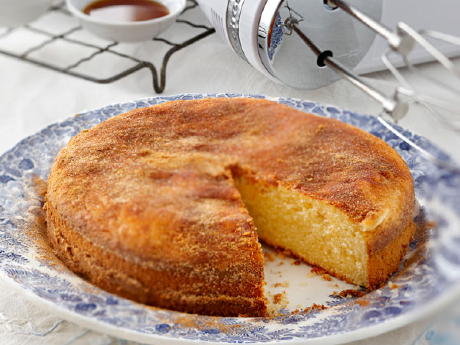 Vanilla Sponge Cake Recipe - Awesome Cuisine