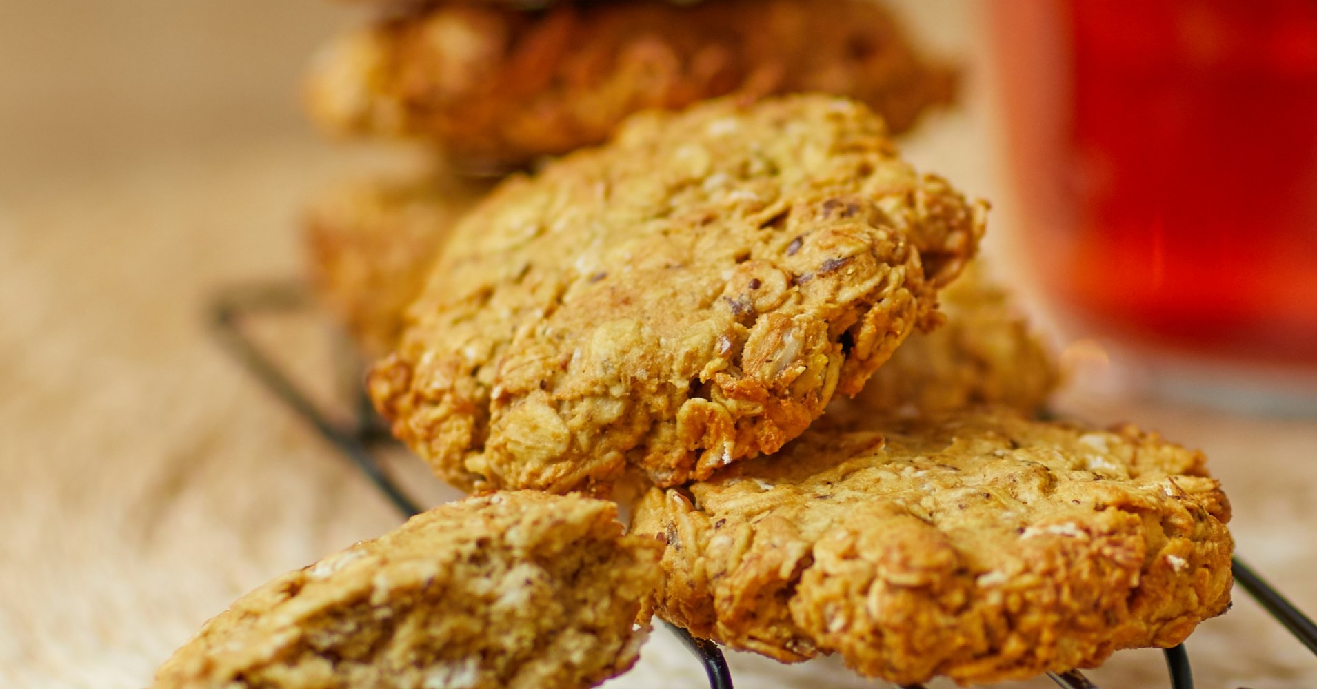 Sugar-free ANZAC biscuits Recipe | myfoodbook