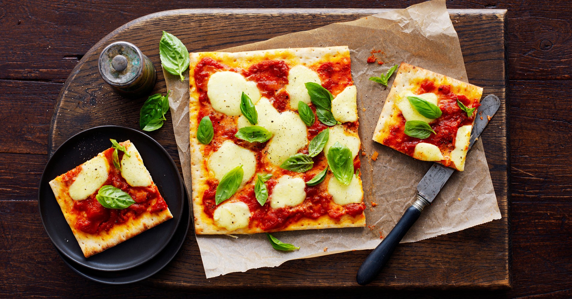 Pizza Margherita Recipe | myfoodbook
