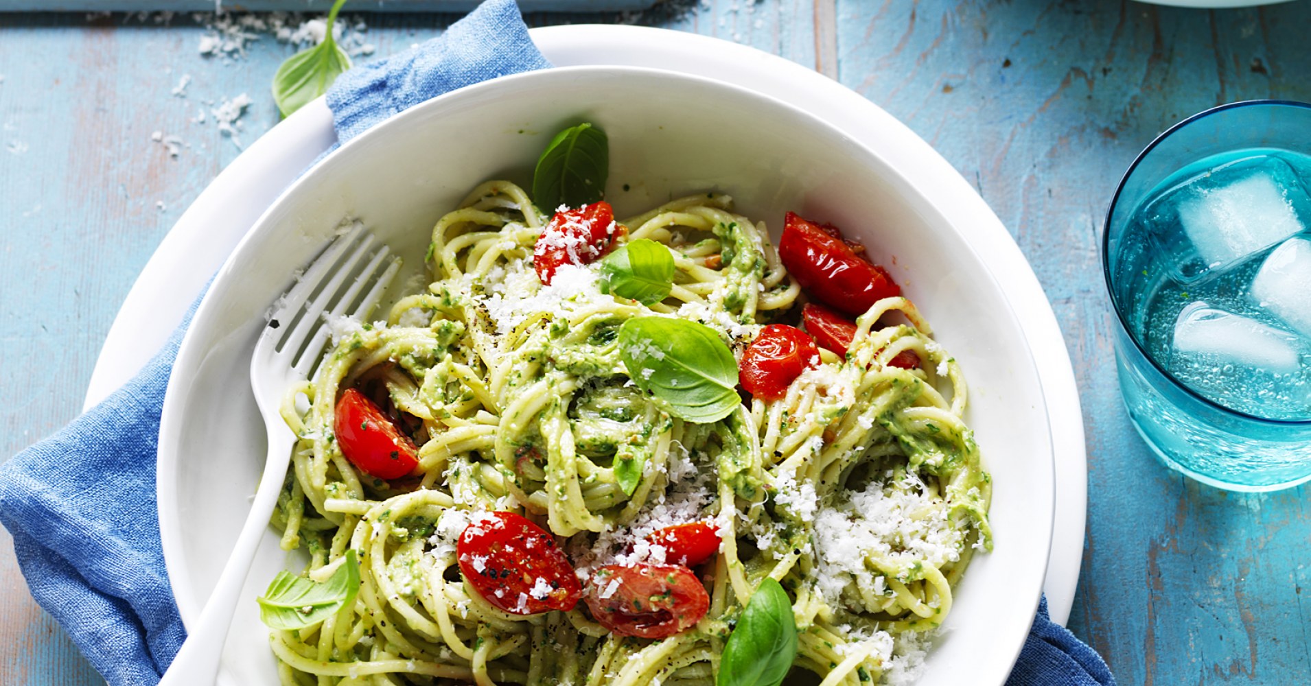 Avocado, Spinach and Basil Pesto with Spaghetti Recipe | myfoodbook | Avocado pasta sauce
