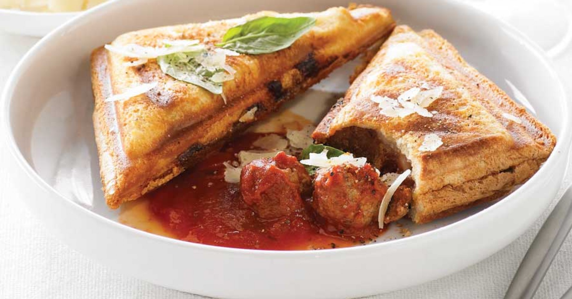 Italian Meatballs, Tomato and Parmesan Jaffle Recipe | myfoodbook