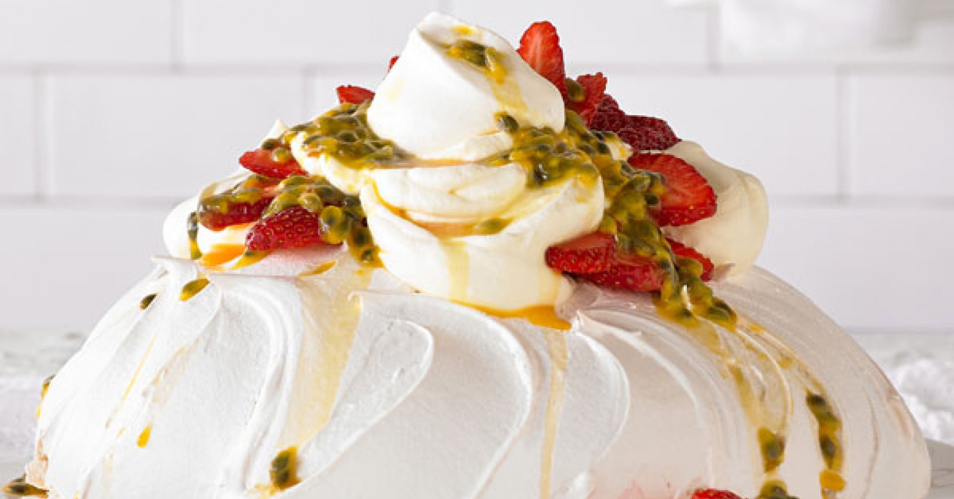 Pavlova Recipe | myfoodbook