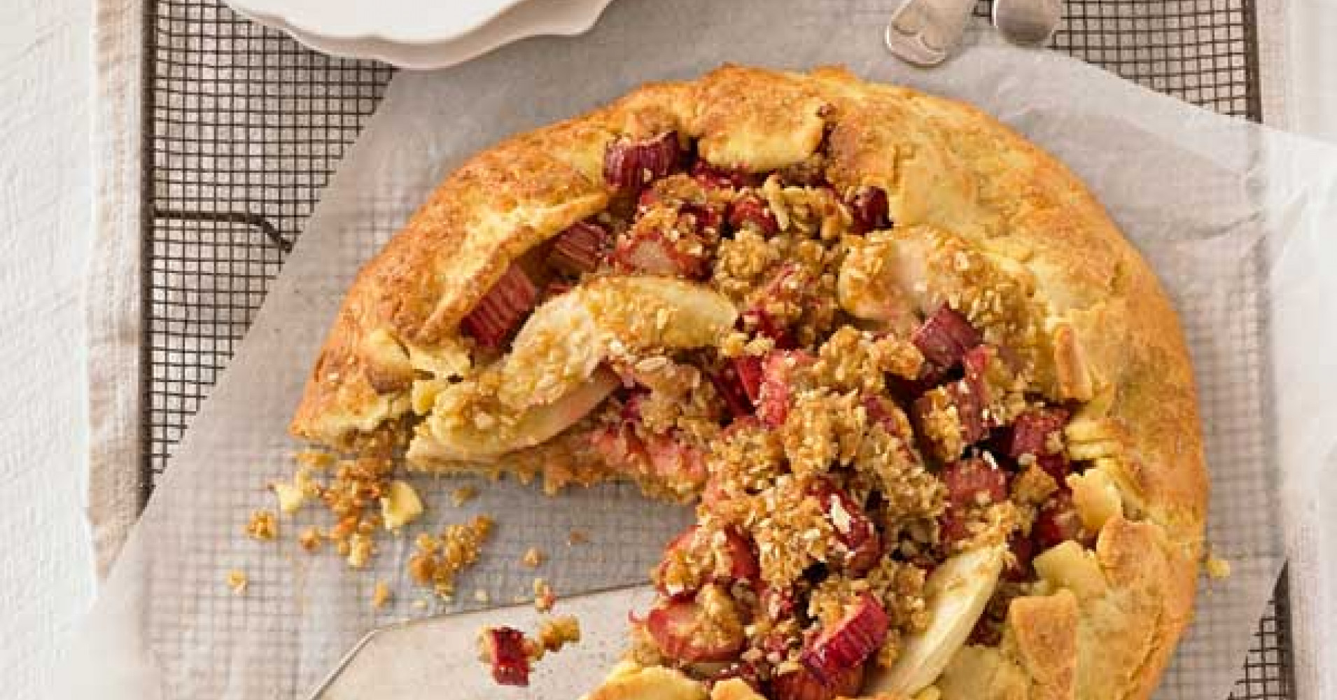 Free-Form Apple, Rhubarb and Crumble Tart Recipe | myfoodbook