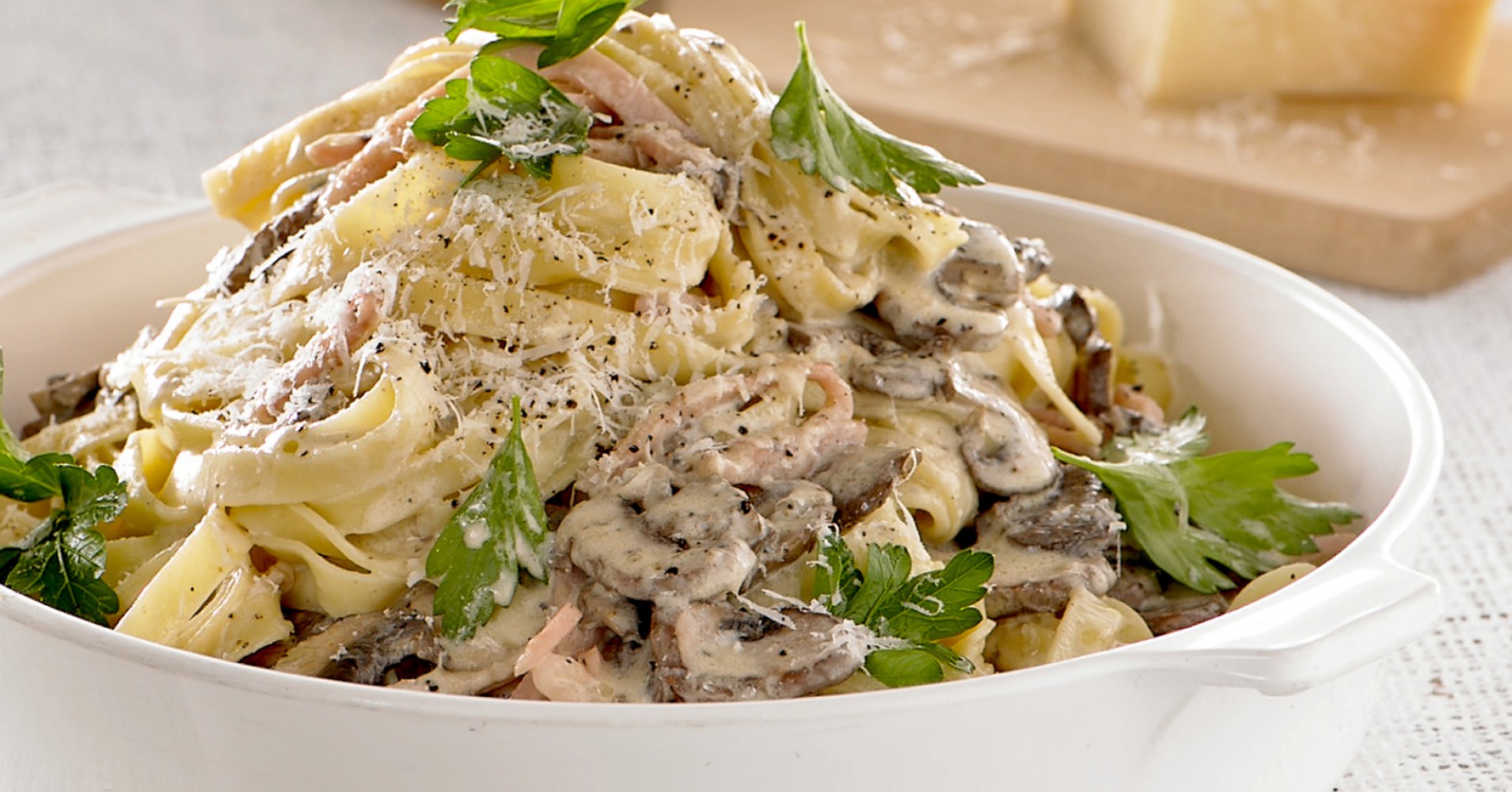 Fettuccine With Bacon And Mushrooms Recipe | myfoodbook | Breville pasta recipes