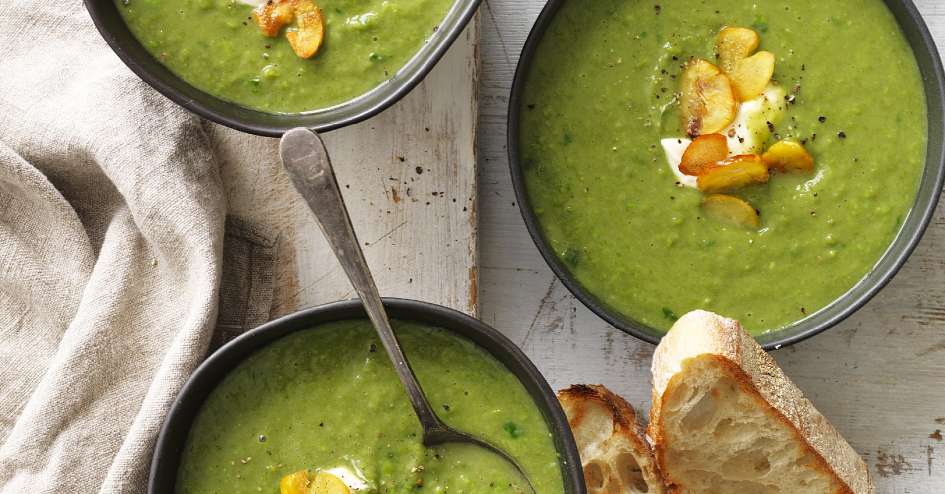 Chestnut, Spinach and Green Pea Soup Recipe | myfoodbook | How to make chestnut soup