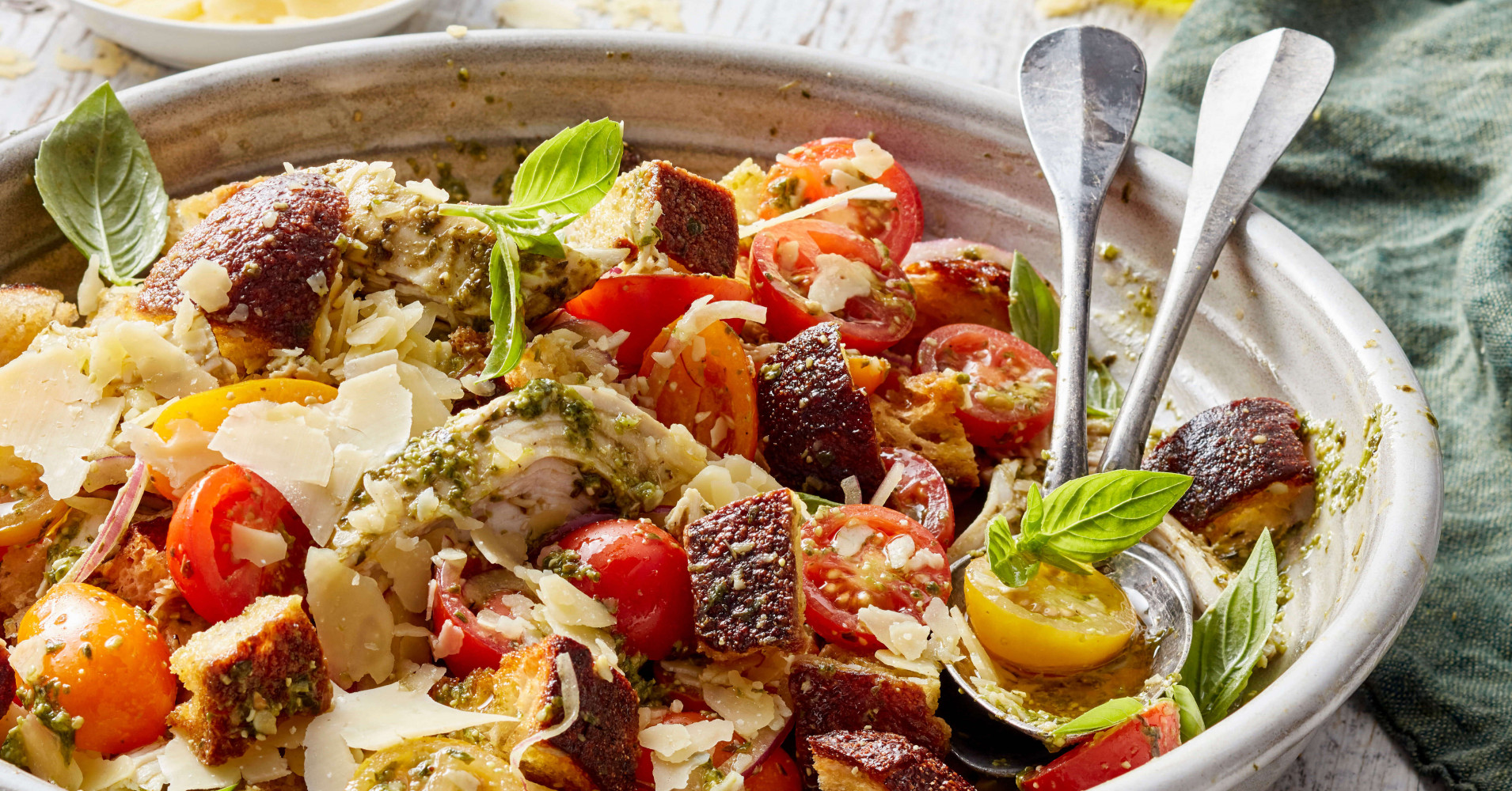 Chicken Pesto Panzanella Salad Recipe | myfoodbook | Perfect Italiano Parmesan recipe