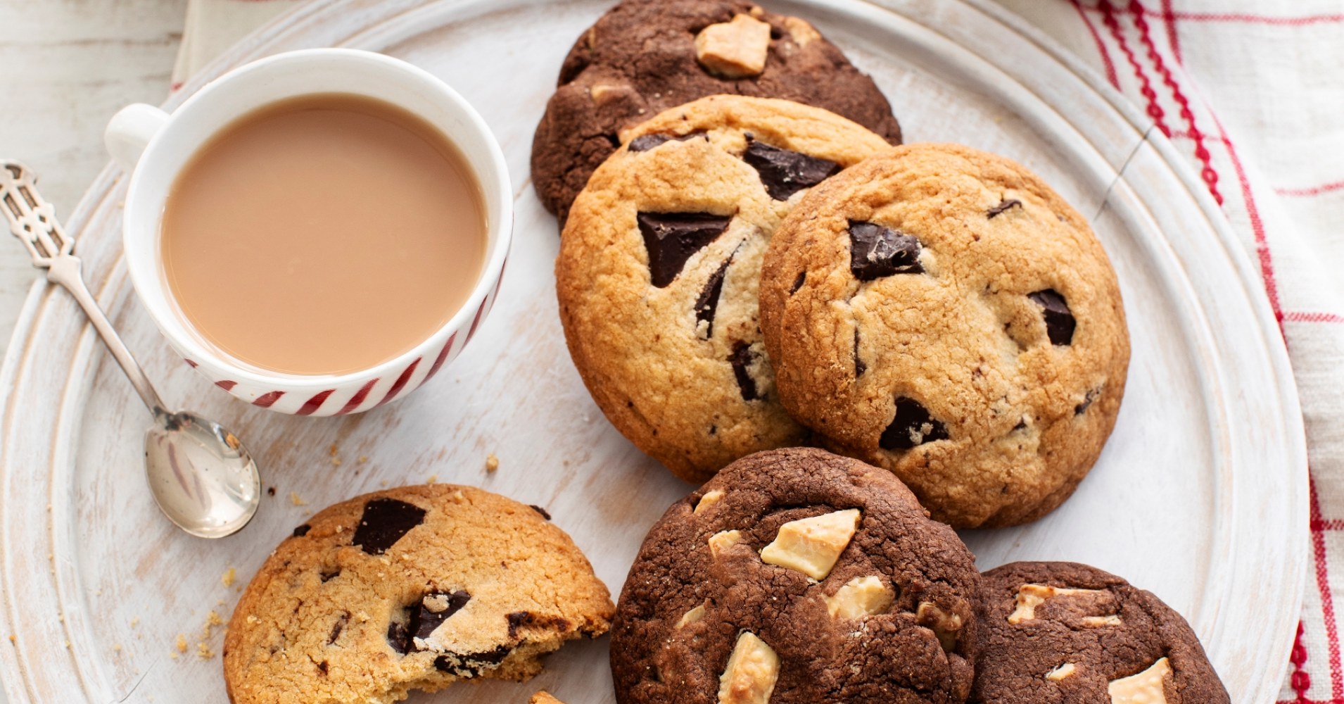 Chocolate Chunk Cookies Recipe | myfoodbook