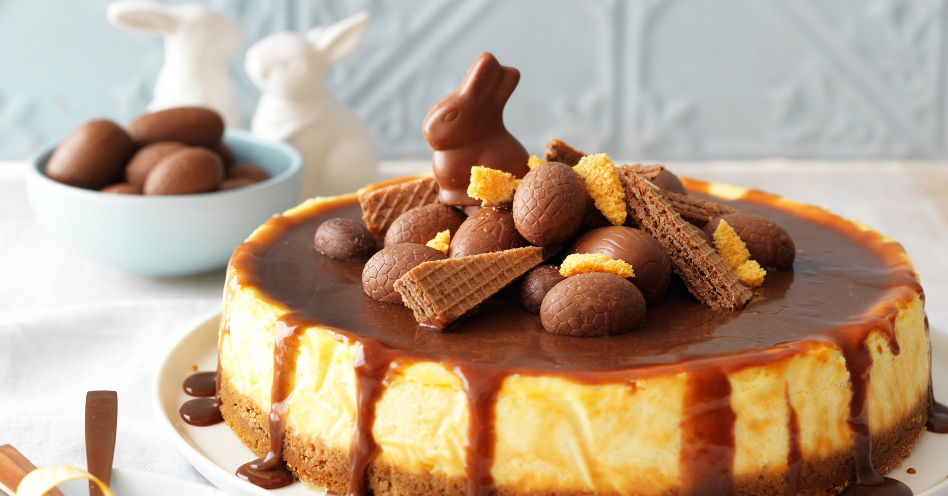 Baked Vanilla Cheesecake with Choc-Caramel Sauce Recipe | myfoodbook | Easter Egg Cheesecake recipe