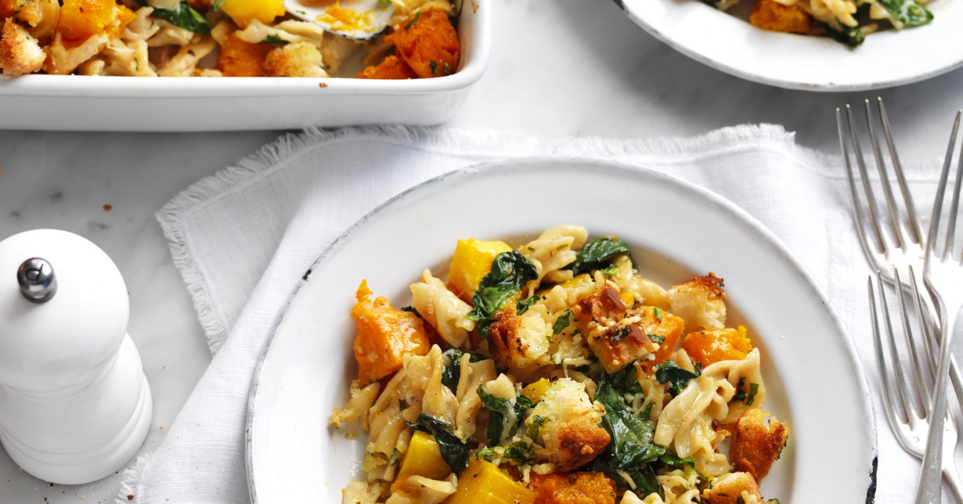 Pumpkin and Spinach Crunchy Topped Pasta Bake Recipe | myfoodbook | Continental Pasta and sauce reci