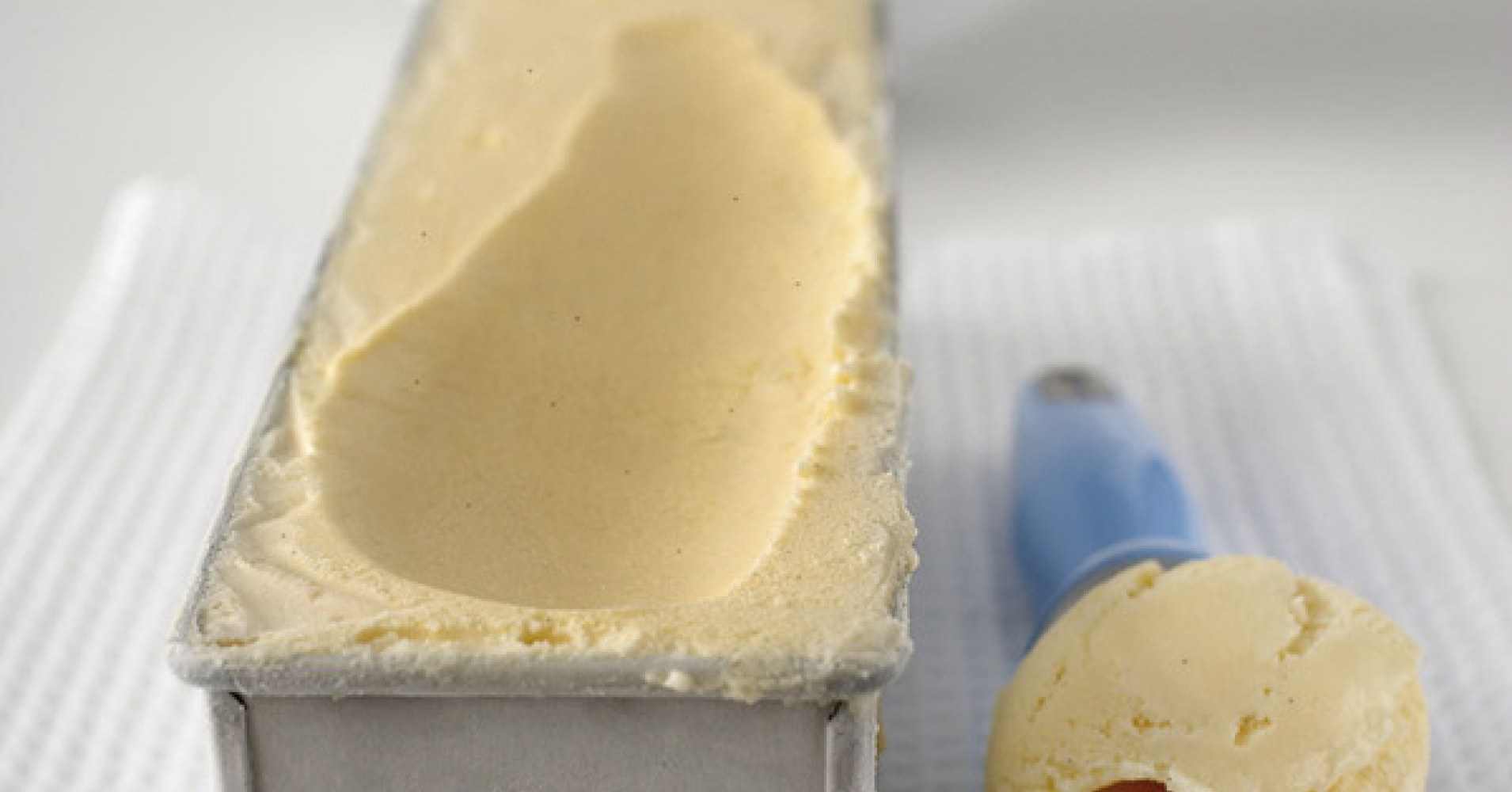 Homestyle Vanilla Ice Cream Recipe | myfoodbook