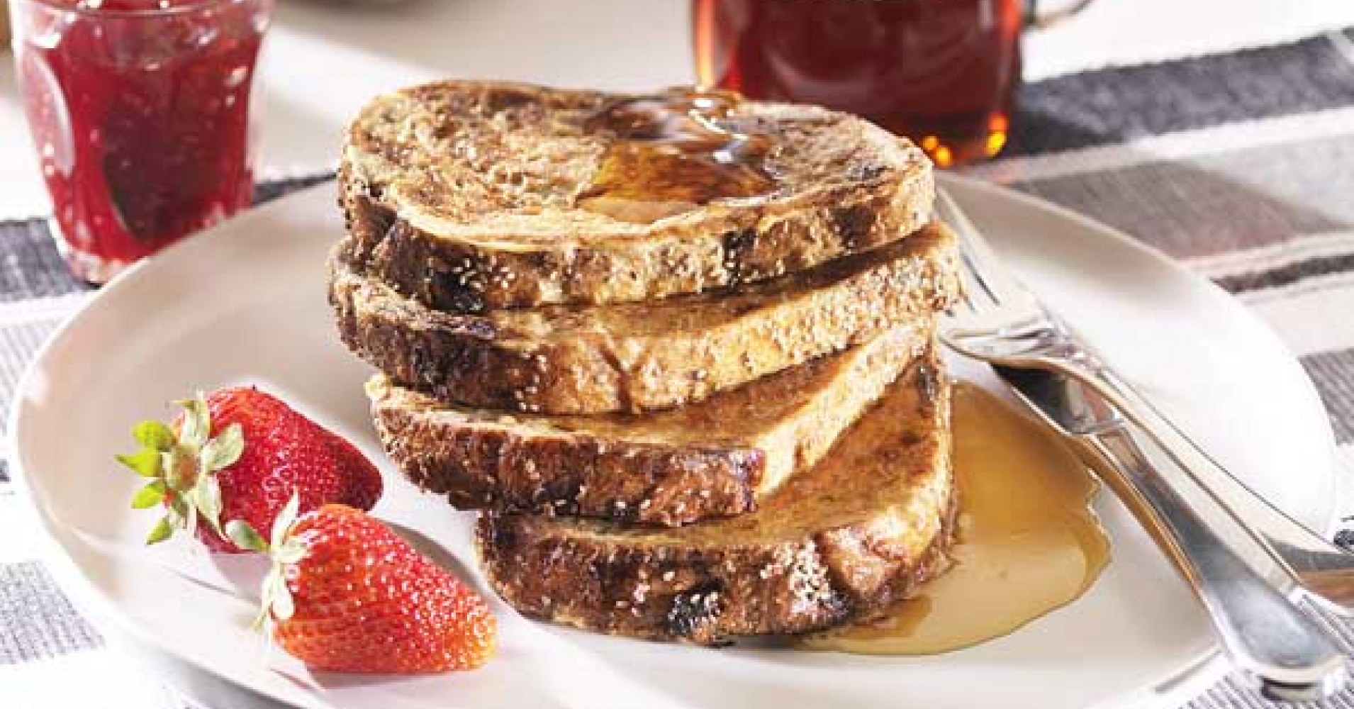 French Toast with Jam and Maple Syrup Recipe | myfoodbook