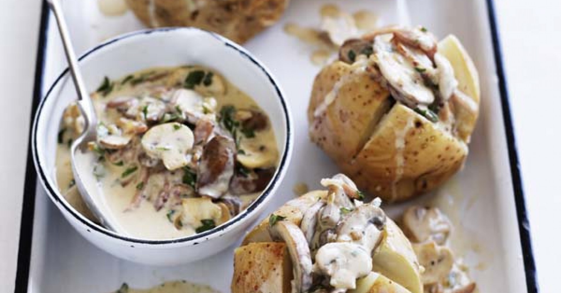 Baked Potatoes with Mushrooms & Bacon Sauce Recipe | myfoodbook