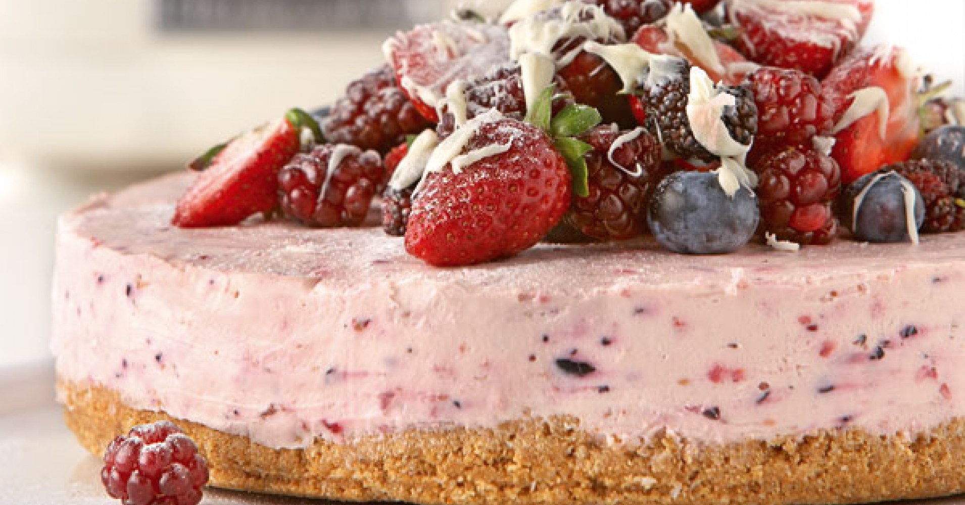 Christmas Cheesecake Recipe | myfoodbook | Add this beautiful cheesecake to your next cook book