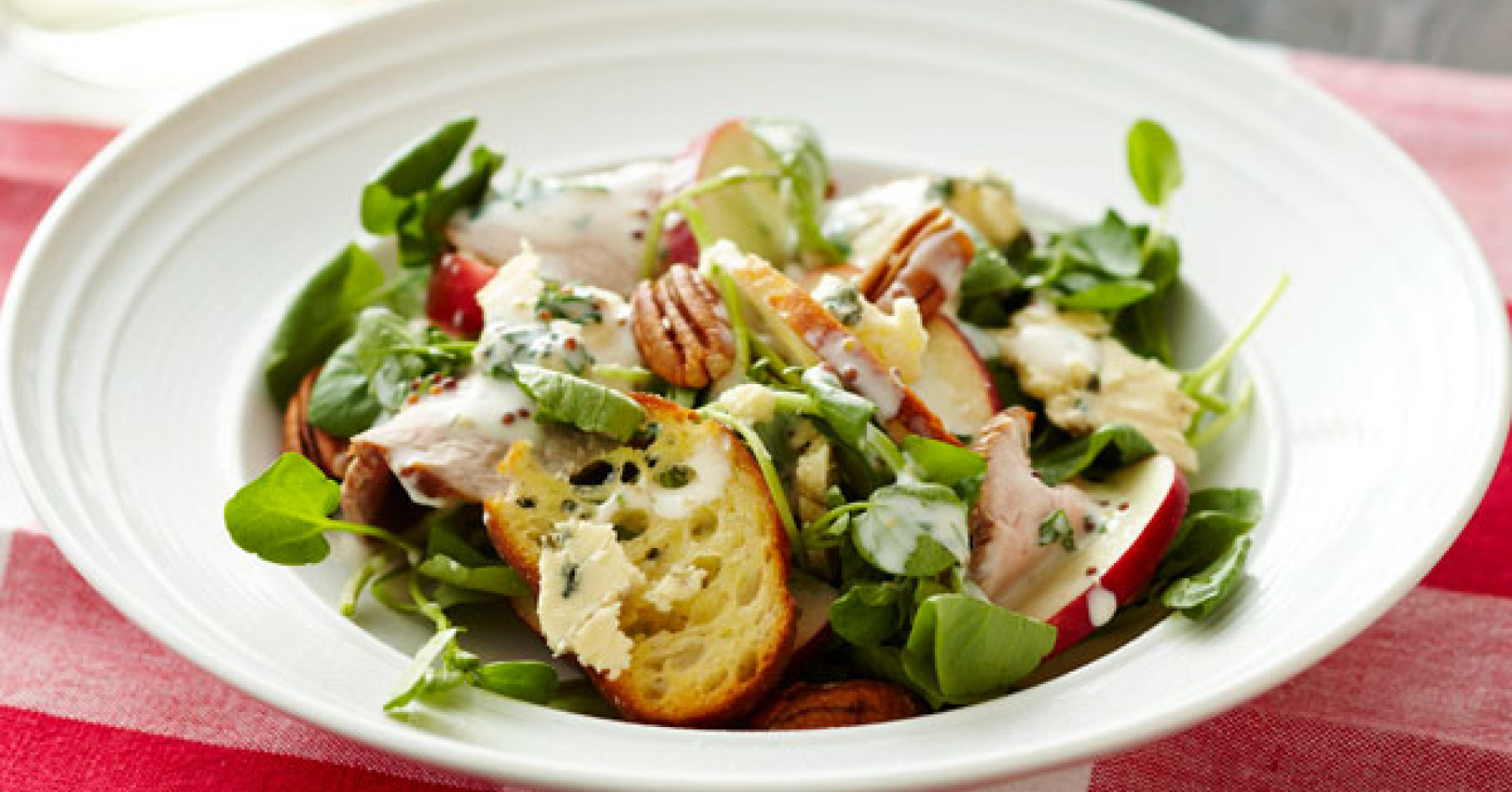 Roast Pork, Apple, Blue Cheese and Watercress Salad Recipe | myfoodbook