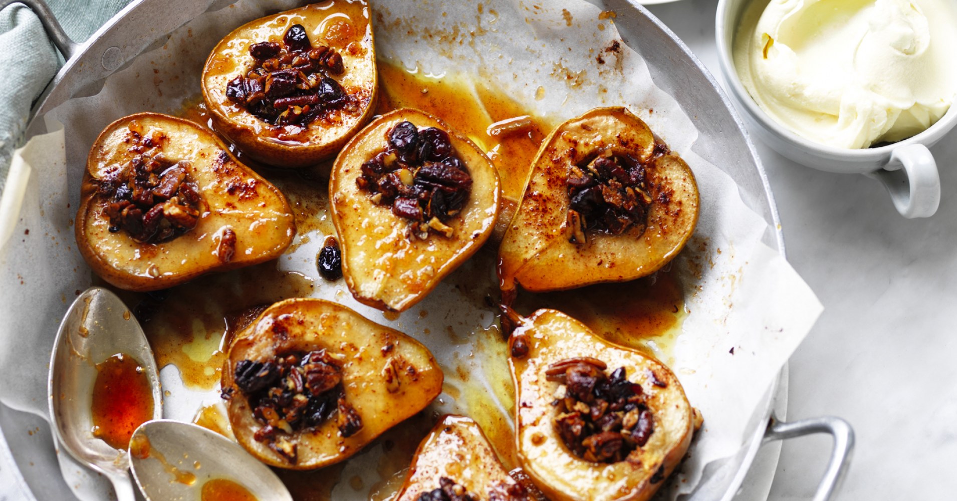 Baked Pears with Mascarpone Recipe | myfoodbook | The best baked pears