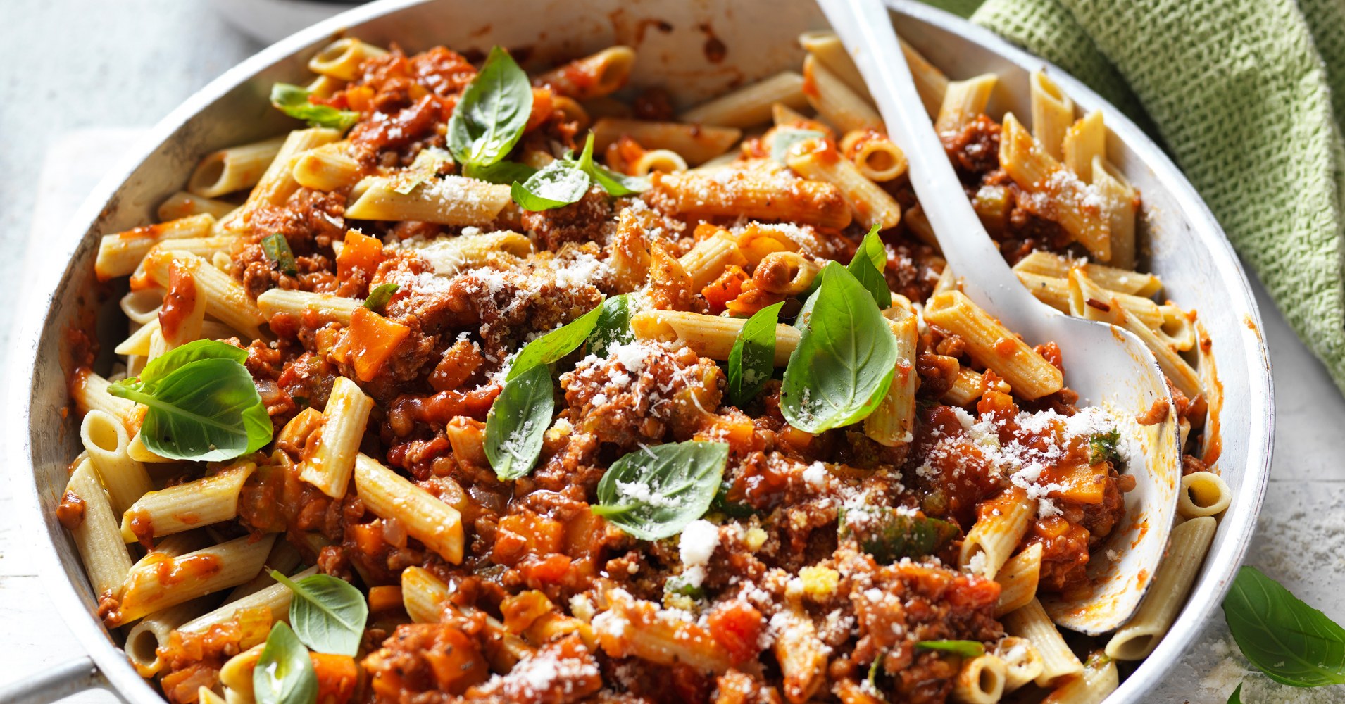 Healthy Beef and Lentil Bolognese Recipe | myfoodbook | Healthy ...