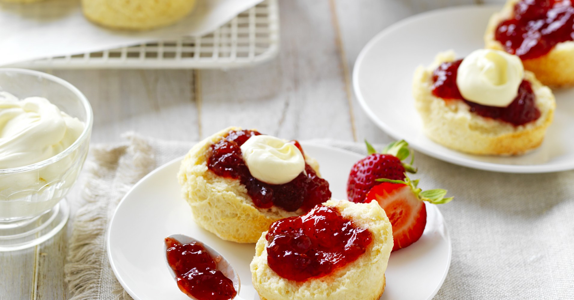 Traditional homemade scones recipe | myfoodbook | IXL jam recipes