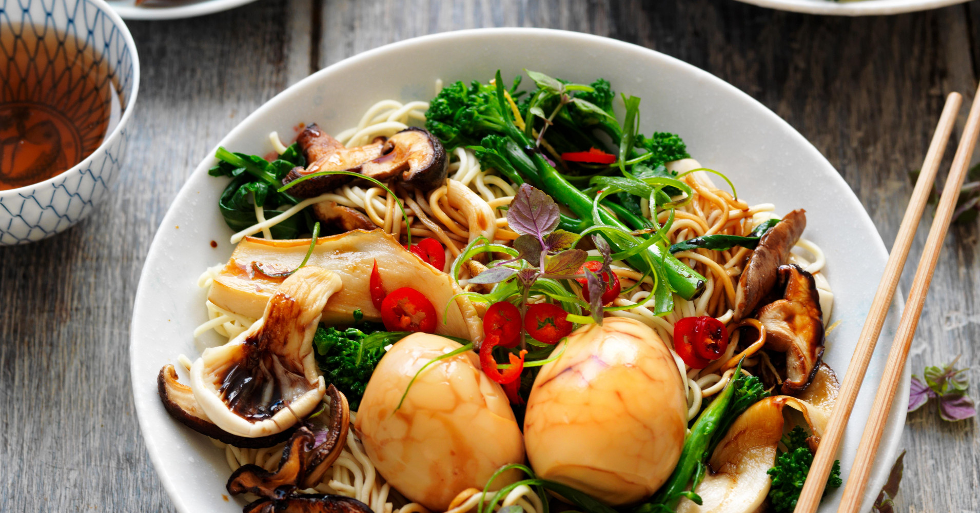 Tea eggs with Asian noodles Recipe | myfoodbook