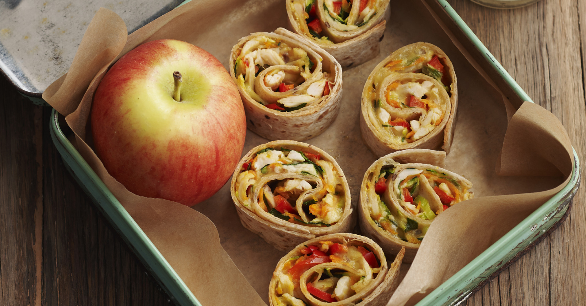 Baked Chicken and Cheese Tortilla Pinwheels Recipe | myfoodbook