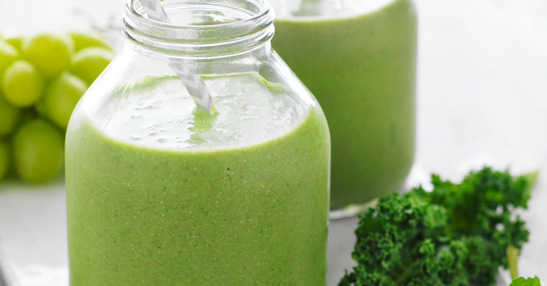 Super Green Smoothie Recipe | myfoodbook | Almond Milk Breakfast Smoothie