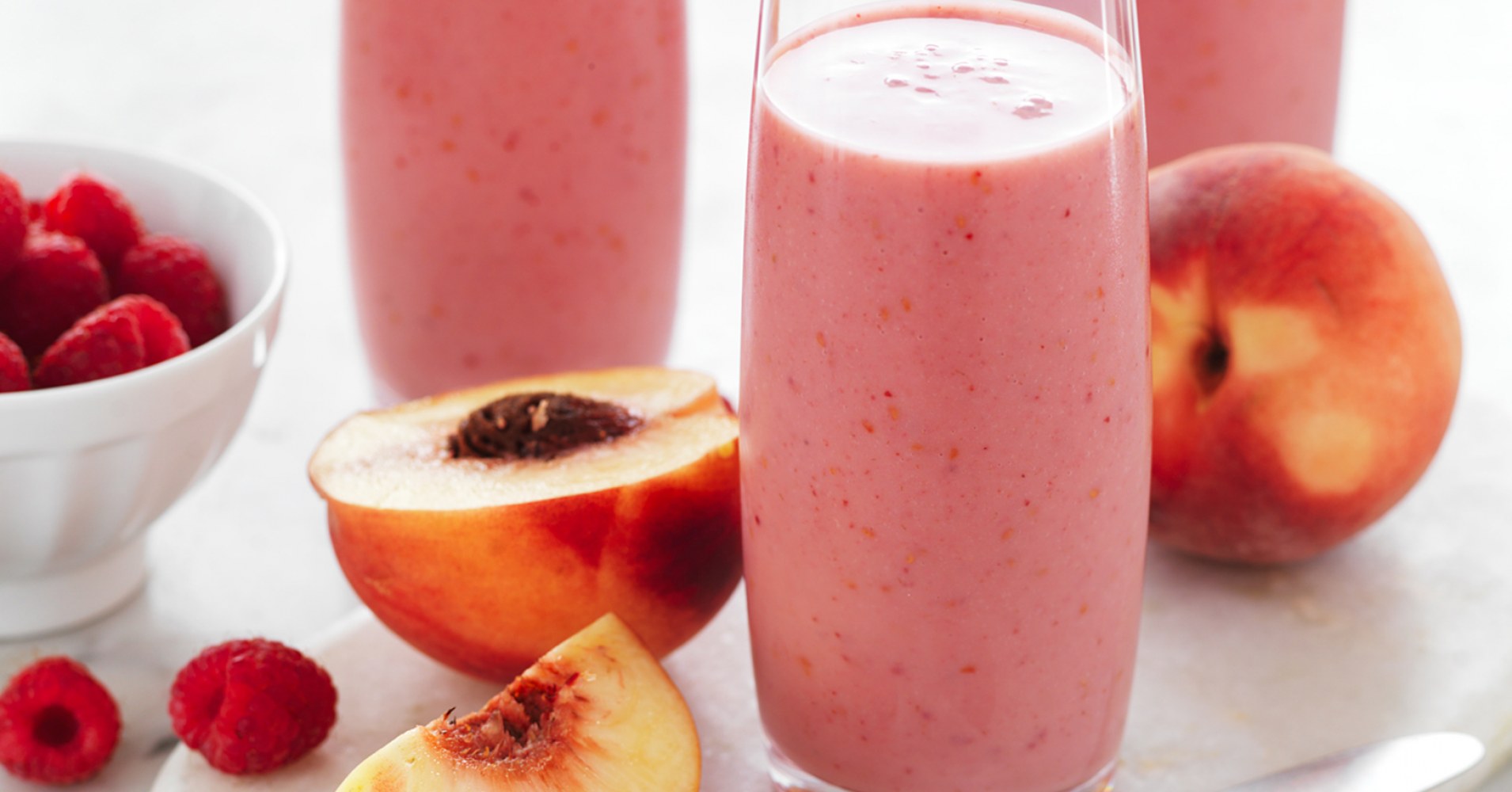 Peach and Raspberry Smoothie Recipe | myfoodbook | Almond Milk Breakfast Smoothie