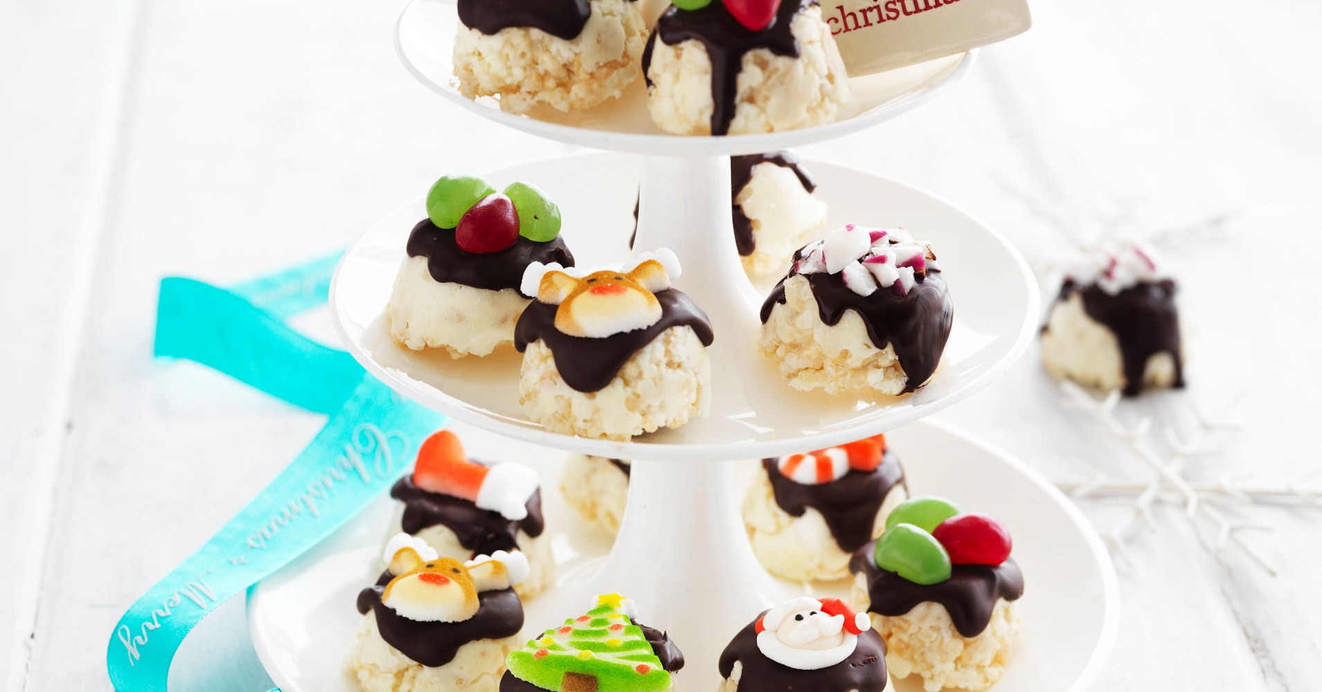 White Christmas Minty Treats Recipe | myfoodbook