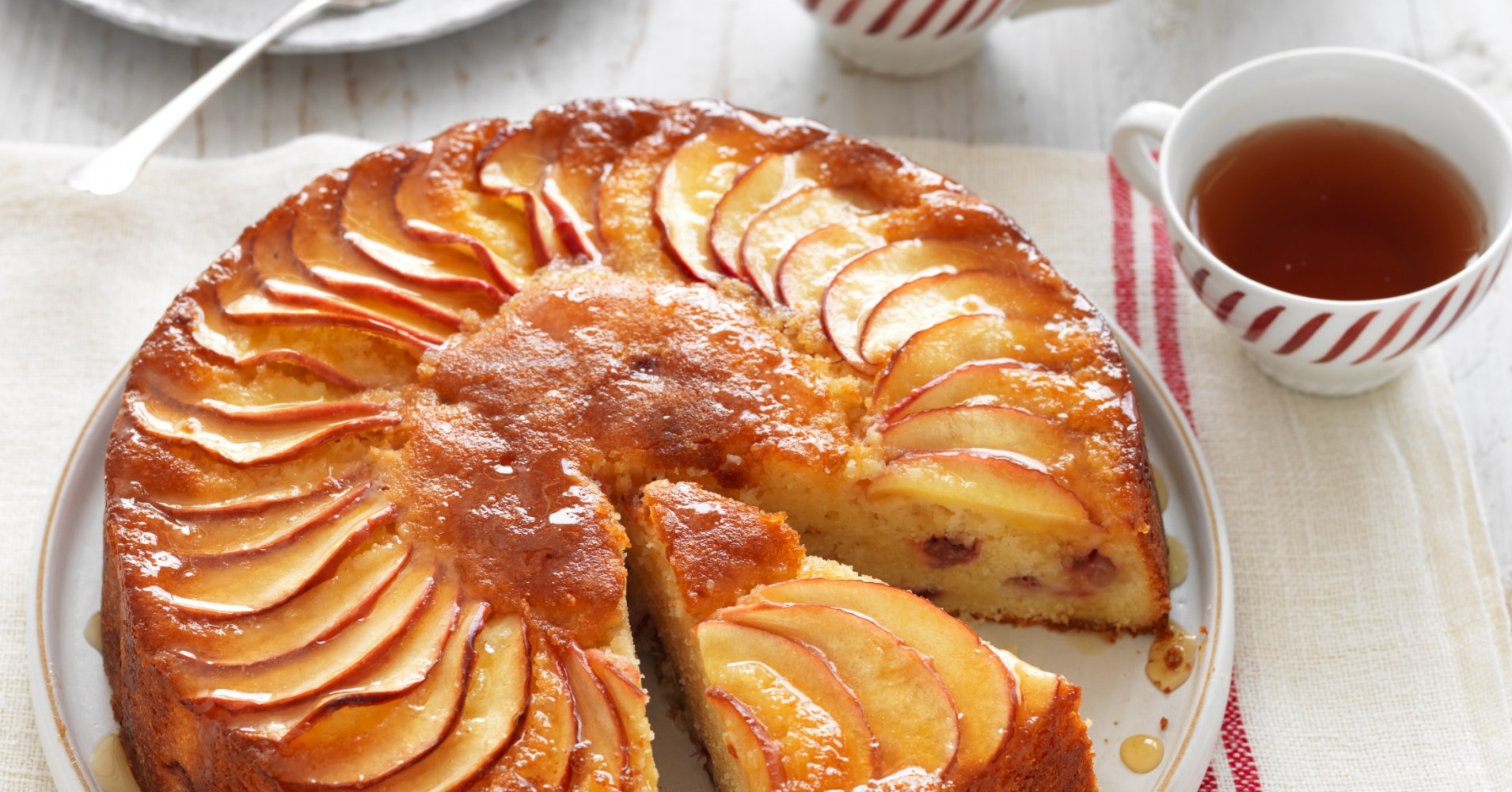 Apple Strawberry Cake Recipe | myfoodbook