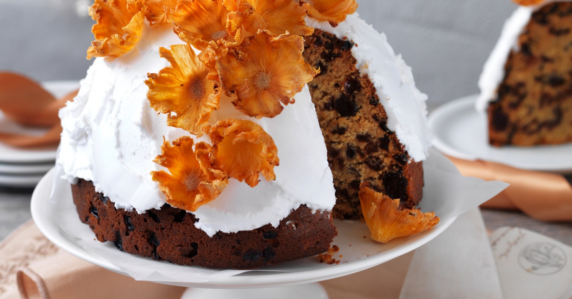 Celebrate Christmas Aussie Style with a Pineapple Fruit Cake Cook