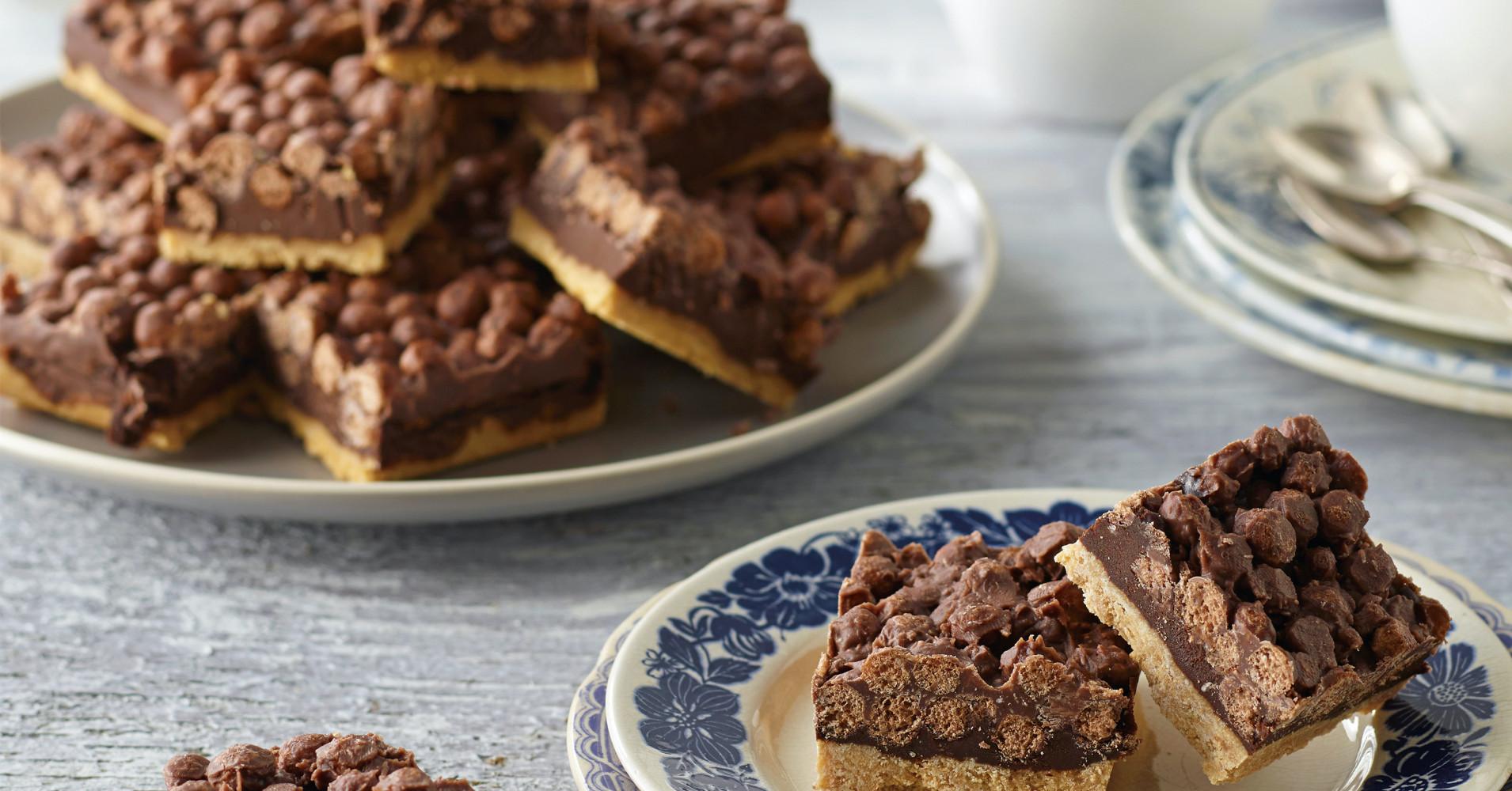 Gluten Free Chocolate Crackle Slice Recipe | myfoodbook