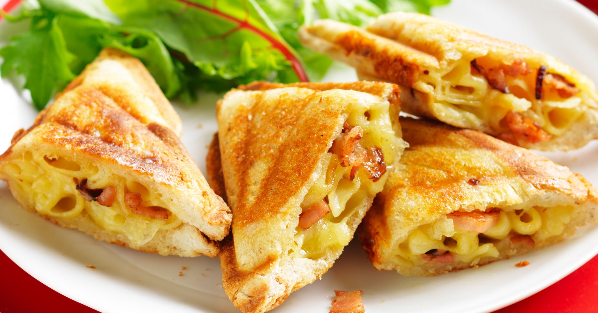 Bacon Mac and Cheese Jaflles Recipe | myfoodbook | Leftover Mac and Cheese