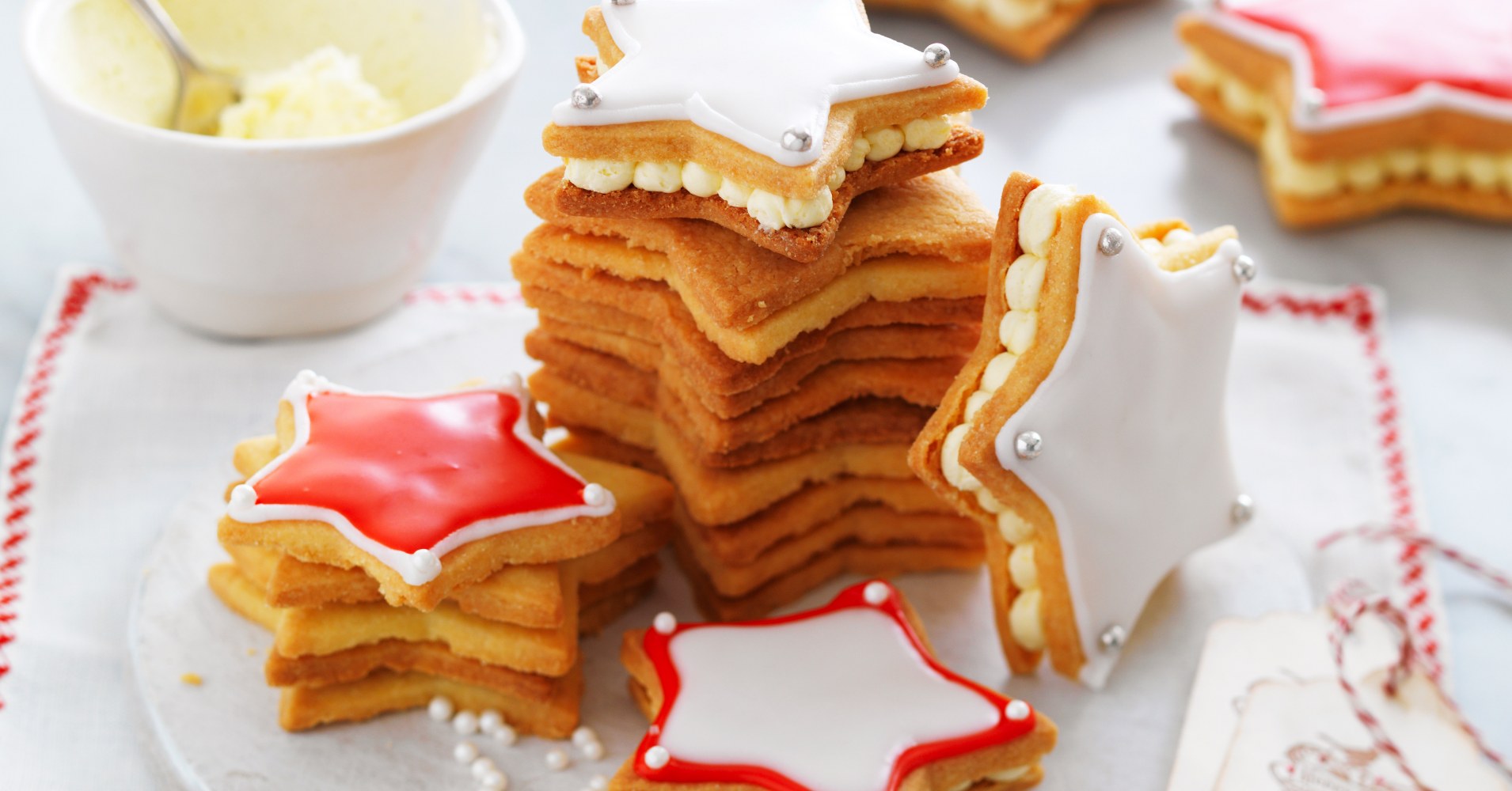 Shortbread stars with lemon butter filling Recipe | myfoodbook | Christmas shortbread with sprinkles