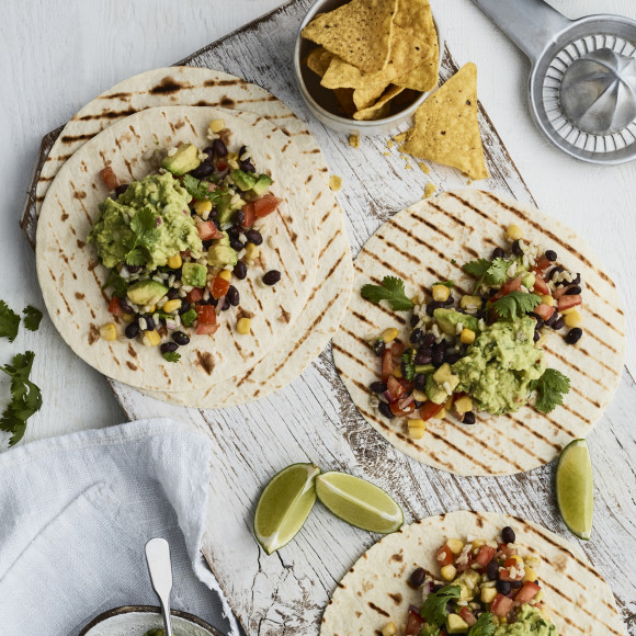 easy-avocado-tortilla-pizzas-vegan-recipe