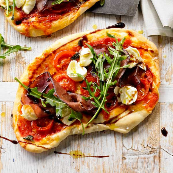 Bresaola &amp; Burrata Pizza Recipe myfoodbook