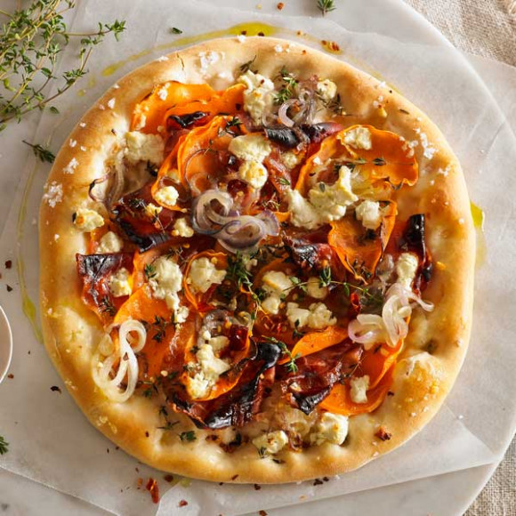 Sweet Potato Spanish Onion Goat S Cheese Pizza Recipe Myfoodbook