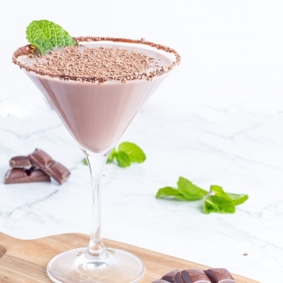 Lakanto Chocolate Mint Martini Mocktail