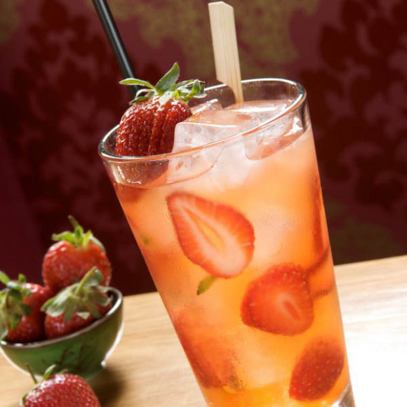 Strawberry Fields cocktail recipe