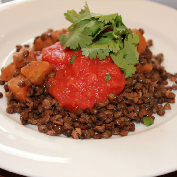 Lentil salad with tomato puree and coriander