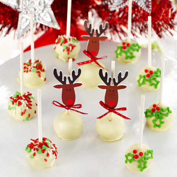 White Chocolate Christmas Pops