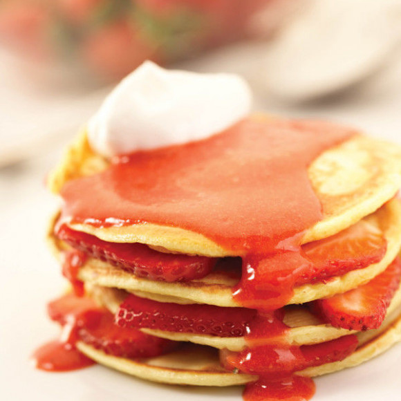 Pancakes with Strawberry Sauce