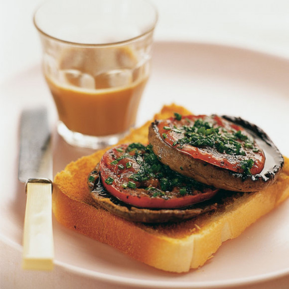 Mushrooms with Tomato & Herbs